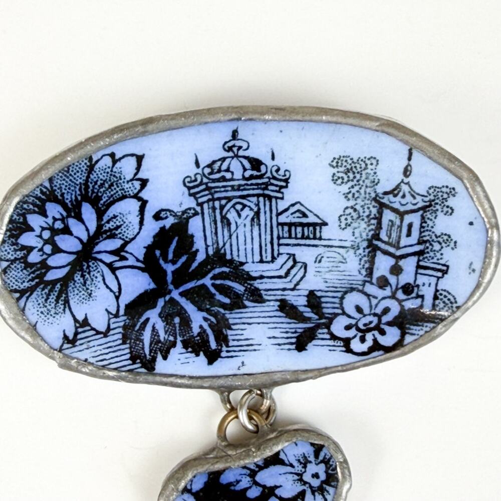 Handmade Vintage Ceramic Brooch View 3